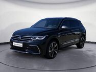 VW Tiguan, 2.0 TDI Allspace R-Line, Jahr 2022 - Rottweil