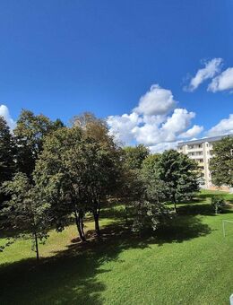 Moderne Wohnung mit ruhigem Innenhof! - Hohenstein-Ernstthal