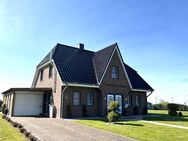 Alleinlage! - Neuwertiges Friesenhaus in KfW 55-Standard auf dem Lande - Landscheide
