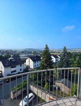 Schöne 3 ZKB Wohnung mit Balkon und Garagenplatz zu kaufen - Wolfhagen