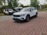 VW Tiguan, 1.5 l TSI Life 130Ps, Jahr 2020 - Leipzig