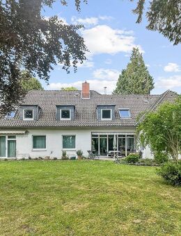 Großzügiges Einfamilienhaus mit parkähnlichen Garten in sehr guter Lage von Hannover - Döhren - Hannover