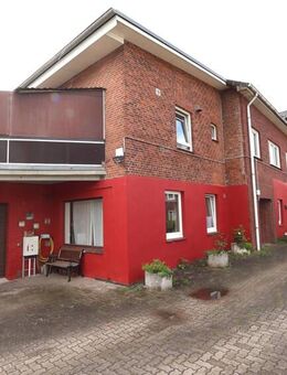 Charmantes Wohnensemble! - Mehrfamilienhaus mit 15 Wohneinheiten und Ausbaupotenzial in Kirchwerder - Hamburg