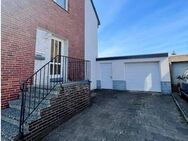 Familienfreundliches Ein-/Zweifamilienhaus in guter, bevorzugter Wohnlage von Grevenbroich - Kapellen - Grevenbroich