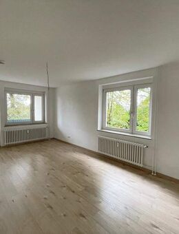 Renovierte 3-Zimmer-Wohnung mit Balkon in Top-Lage von Menden - Menden (Sauerland)