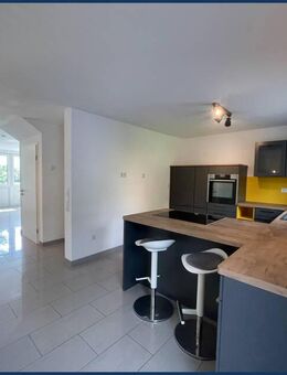 Familienidyll in Mögeldorf - Reihenhaus mit Garten, 5 Zimmern, Garage & moderner Ausstattung - Nürnberg
