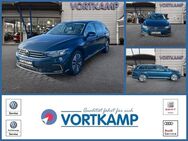 VW Passat Variant, GTE Digital, Jahr 2020 - Gronau (Westfalen)