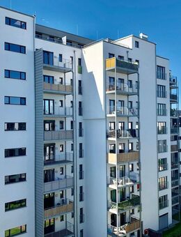 ***NEW NEW*** 2 ZIMMER WOHNUNG MIT EINBAUKÜCHE, TERRASSE UND TIEFGARAGENSTELLPLATZ - Nürnberg