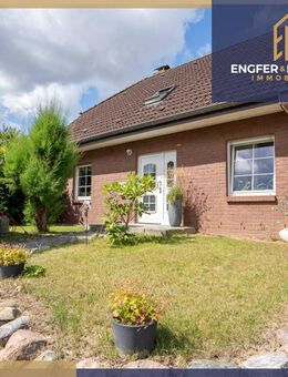 Charmantes Einfamilienhaus auf großem Grundstück am Feldrand! - Krakow (See)