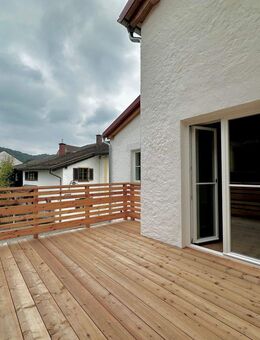 Schöne Wohnung in Marktl mit Balkon - Marktl