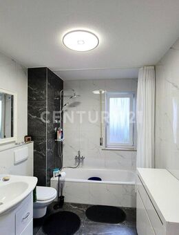 ***Kapitalanlage mit Perspektive: Moderne 2-Zimmer-Wohnung mit Terrasse*** - Garching (Alz)