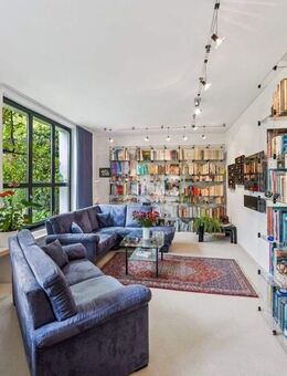 Top gepflegtes Architektenhaus mit parkähnlichem Garten in Hagenhausen - Altdorf (Nürnberg)