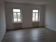 Geräumige 4 Raumwohnung in Riesa + 2 Bäder + kl Balkon + Badewanne + Dusche - Riesa