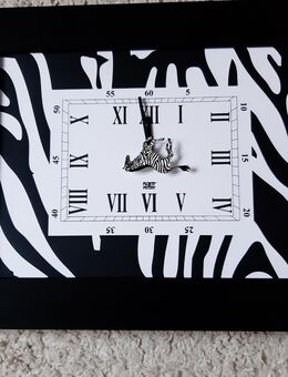 Design-Uhr Zebra, schwarz-weiß - Jülich