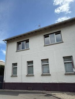 **Zwei-Familienwohnhaus in ruhiger Wohnlage von Frankfurt-Oberrad** - Frankfurt (Main)