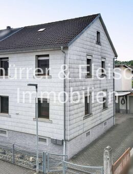 Zweifamilienhaus ideal für Mehrgenerationenwohnen, Familien oder als Kapitalanlage - Walzbachtal