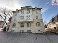 Denkmal-Immobilie als Kapitalanlage: Teilsaniertes Mehrfamilienhaus in Wilkau-Haßlau, ehem. Postamt - Wilkau-Haßlau