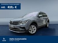 VW Tiguan, 2.0 TDI Elegan Lane A, Jahr 2021 - Esslingen (Neckar)