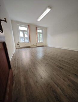2-Zimmer Erdgeschosswohnung in Gera Zentrum mit Einbauküche und Gäste WC - Gera