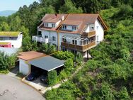 Großzügige Doppelhaushälfte mit schöner Einliegerwohnung und Schwarzwaldblick - Freiburg (Breisgau)