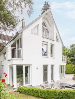 AIGNER - Familienfreundliches Doppelhaus mit Garten in Südausrichtung - München