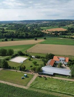 Exklusiver Landsitz für Natur- und Pferdeliebhaber in attraktiver Panorama- Alleinlage - Weingarten (Baden)