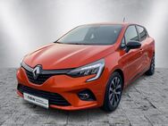 Renault Clio, 1.0 V TCe Zen, Jahr 2022 - Bornhöved