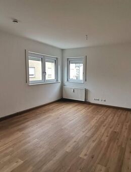 Lichtdurchflutete 3,5-Zimmer-Wohnung mit Balkon in Ingolstadt-Ringsee - Ingolstadt