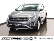 VW T-Roc, 1.5 TSI Style, Jahr 2022 - Pirna