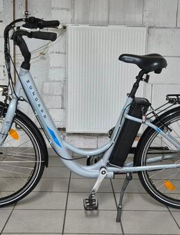E-Bike ZÜNDAPP GREEN 2.7 26"Zoll Frontmotor 374 Wh 10Ah 36V Akku.Top zustand(Neuwertig)und sehr wenig gelaufen. - Marl (Nordrhein-Westfalen)