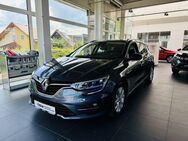 Renault Megane, Grandtour E-TECH Plug-in 1EN, Jahr 2021 - Radeberg