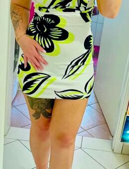 Sommerkleid Gr. 38 zu verkaufen - Iphofen