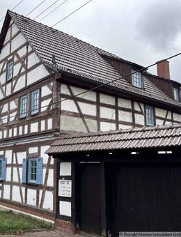 denkmalgeschützte Doppelhaushälfte mit Terrasse und Carport - Zimmernsupra