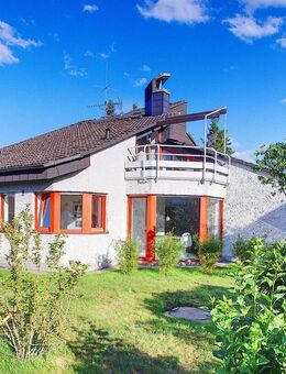 Großzügiges Einfamilienhaus mit attraktivem Garten in ruhiger Lage von Fernwald-Steinbach! - Fernwald