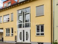 Hübsches Mehrfamilienhaus in Siegburg wartet auf einen neuen Besitzer - Siegburg