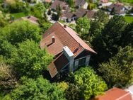 Großzügiges Architektenhaus mit Einliegerwohnung in Randersacker-Lindelbach – Wohnen mit Weitblick am Ortsrand - Randersacker