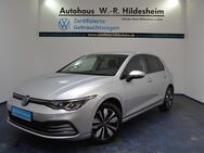 VW Golf, 1.5 TSI VIII Move GZ, Jahr 2023 - Ludwigslust