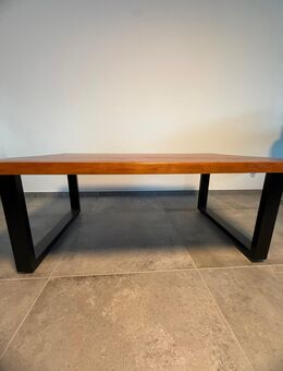 Couchtisch sucht ein neues Zuhause - Gütersloh