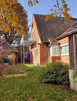 Helle 2-Zi.-Dachgeschosswohnung- zentrumsnah gelegen - Syke