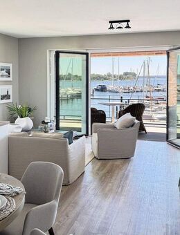 Großzügige Maisonette-Neubauwohnung in erster Reihe mit Traveblick - Lübeck
