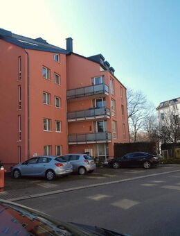 :-) 1-ZIMMERMIT TERRASSE+FRISCH RENOVIERT+NEUBAU+STELLPLATZ+SCHÖNES UND GRÜNES UMFELD - Leipzig