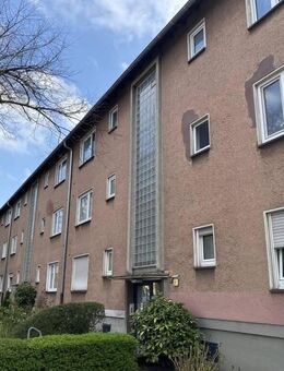 Kapitalanlage: vermietete 2 Zimmer Wohnung mit Balkon - Neuss