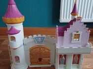 Playmobil Princess Schloss mit Zubehör für 25 € zu verkaufen! - Halle (Saale)