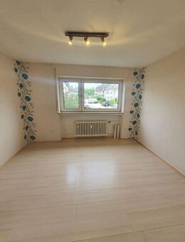 Schöne 4 Zimmer+Küche+Bad Wohnung - Koblenz