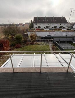 Freies Unverbautes 6-Zimmer Reihenendhaus mit Garten in Neutraubling - Neutraubling