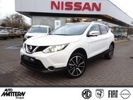 Nissan Qashqai, 1.6 DIG-T Tekna 4x2, Jahr 2016 - Bünde