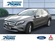 Mercedes GLA 220, d WSCHWENKBAR, Jahr 2015 - Rochlitz