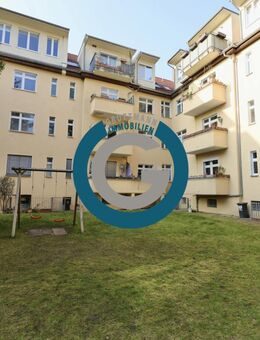 MIT BALKON & HOLZDIELEN - SCHÖNER GEMEINSCHAFTSGARTEN- GUTE RAUMAUFTEILUNG FÜR FAMILIE ODER WG - Berlin