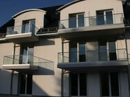 ab 01.06.2024: Große 2-Zimmer-Wohnung mit Wannen-/Duschbad und Balkon - Ahrensfelde