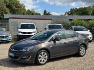 Opel Astra J Lim. Stufenheck Innovation Bi-Xenon 1 Ha - Nottuln